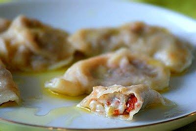 Pierożki z gorgonzolą i suszonymi pomidorami