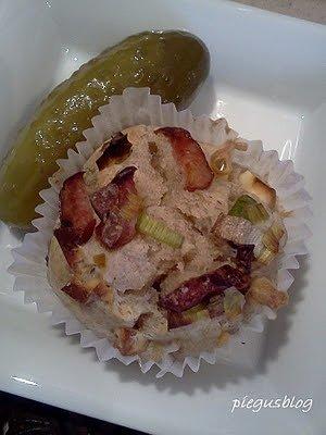 Muffiny wytrawne z kabanosem porem i oscypkiem