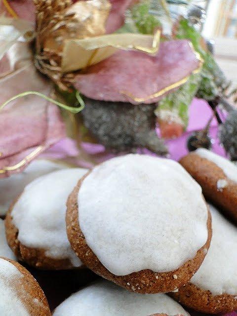 Lebkuchen - tradycyjne niemieckie pierniczki bożonarodzeniowe