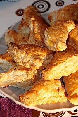 Rożki z szynką parmeńską i gruszką