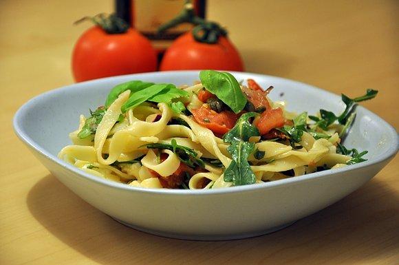 Trojkolorowe tagliatelle na lato