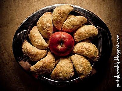 Małe pierożki na słodko – szybki przepis