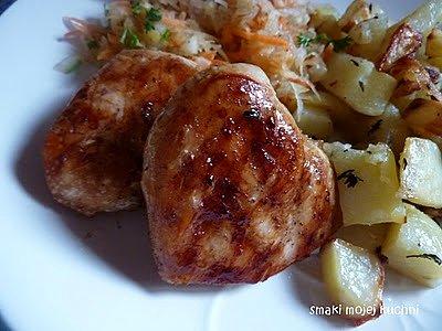 Grillowany kurczak z surówką z kiszonej kapusty