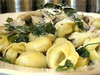 Tortellini w sosie śmietanowym