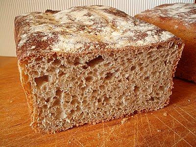 Chleb pszenno-żytni na zakwasie