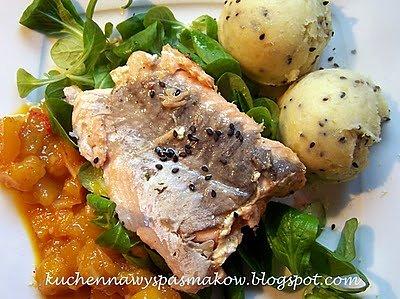 Łosoś z puree selerowym i pomarańczowo-imbirową dynią