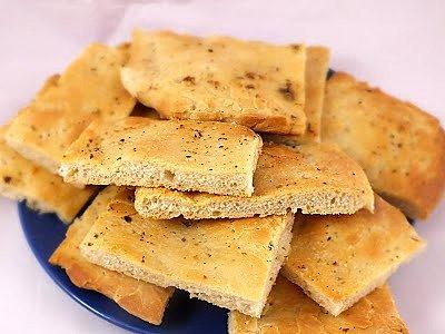 Focaccia klasyczna z oliwą i oregano