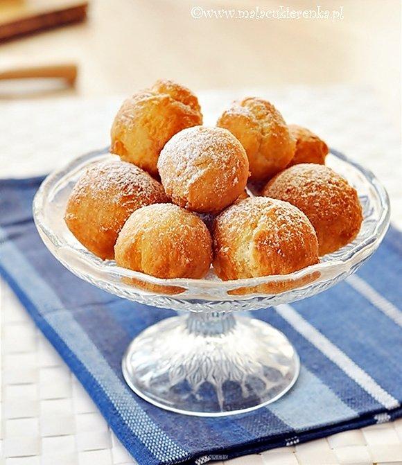 Mini pączki z serkiem twarogowym