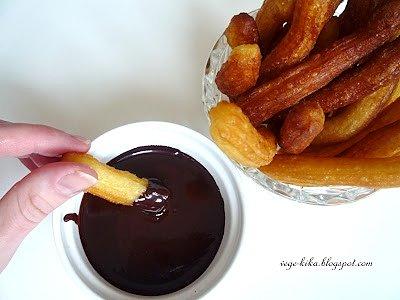 Karnawałowe churros po hiszpańsku