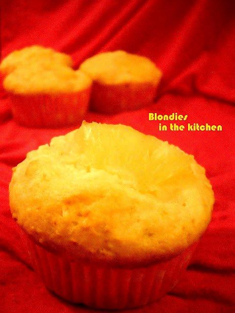 Muffiny z ananasem i kokosem