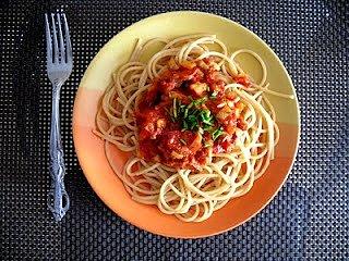 Pikantne spaghetti z chorizo