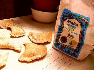Pierogi razowo-gryczane z kaszą jaglaną i marchewką