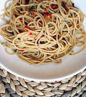 Postna pasta z suszonymi pomidorami i oliwą z oliwek