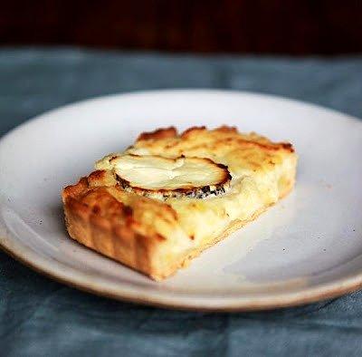 Tarta z ziemniakami i kozim serem