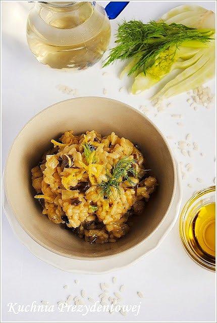 Risotto z grzybami i koprem włoskim