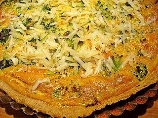 Wiosenna tarta z brokułami