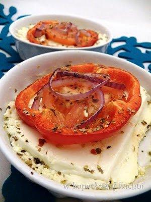 Zapiekana feta z pomidorami