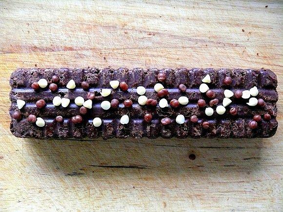 Blok czekoladowy bez pieczenia, potrójnie czekoladowy