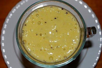 Smoothie z bananem, kiwi, mandarynkami i limonką