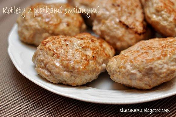 Kotlety mielone z płatkami owsianymi