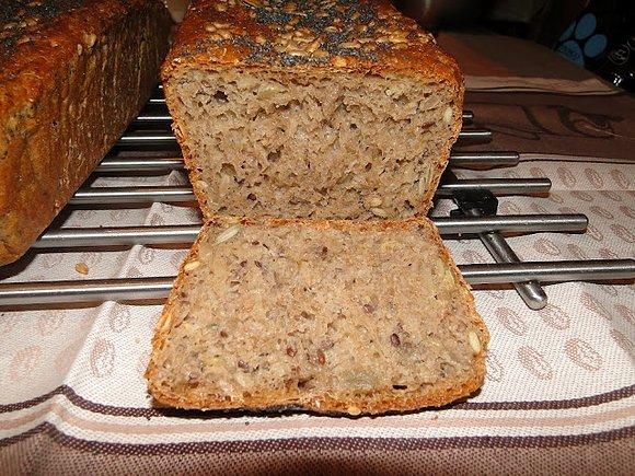 Orkiszowy chleb - przepis na zdrowy wypiek