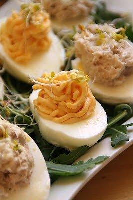 Pasta jajeczna z musztardą i żurawiną na Wielkanoc
