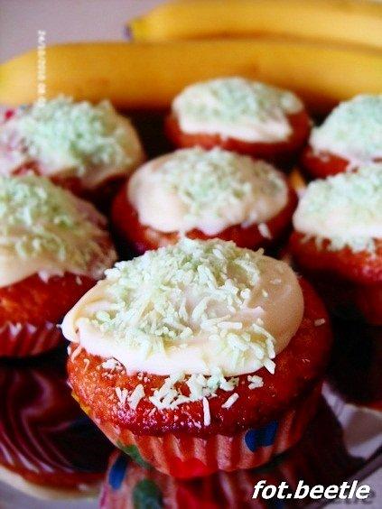 Bananowo-kokosowe muffinki na niedzielę