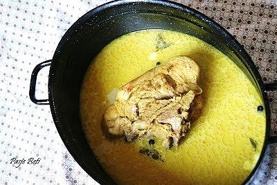 Biodrówka curry z aromatycznymi przyprawami