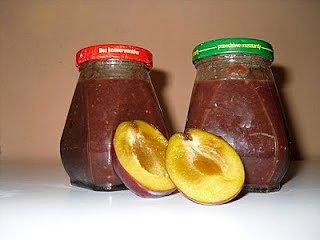 Nutella domowej roboty z orzechów i czekolady