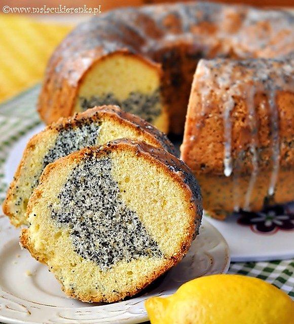 Babka cytrynowa z makiem