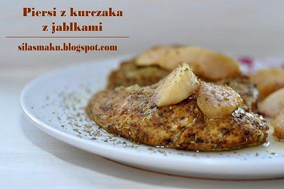 Kurczak w curry i cynamonie z jabłkami
