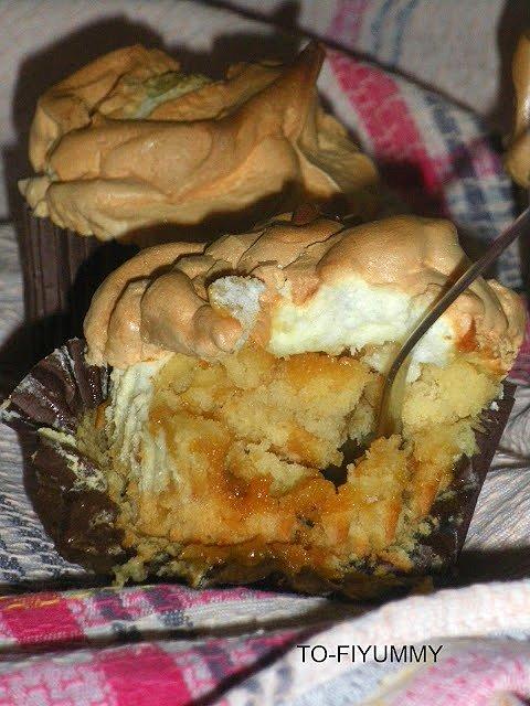 Muffiny z krówką i bezą