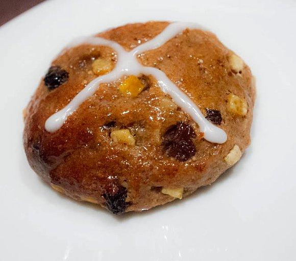 Cross buns na Wielki Piątek