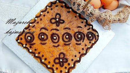 Mazurek z solonym kajmakiem i czekoladą