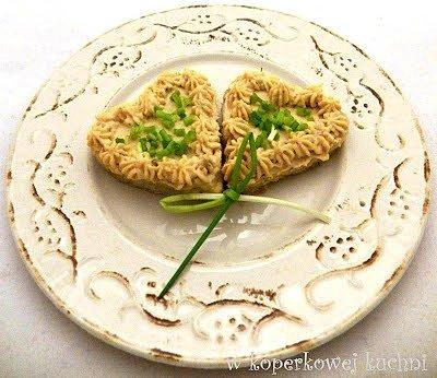 Pasta tuńczykowo jajeczna na kanapki