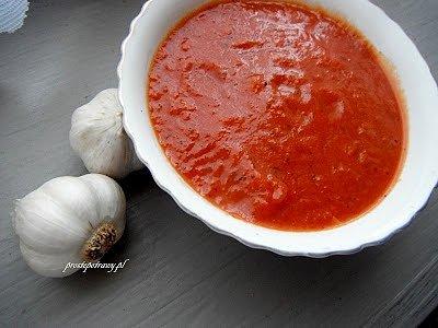Sos włoski salsa - przepis na aromatyczny sos pomidorowy