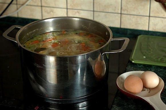 Podstawowa zupa jarzynowa