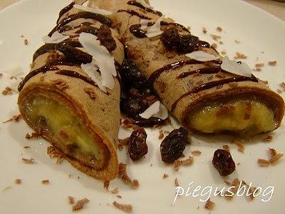 Czekoladowo-piernikowe naleśniki z karmelizowanym bananem
