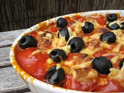 Zapiekanka makaronowa z mięsnymi kuleczkami