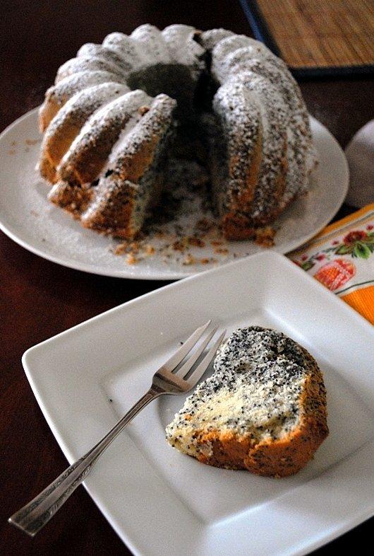 Babka piaskowo-makowa z chrupiącą skórką