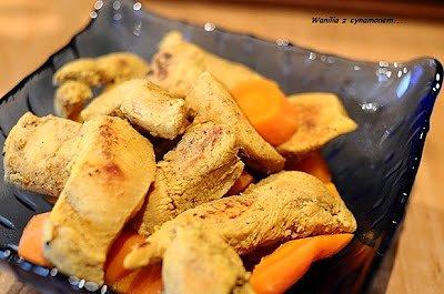 Kurczak w curry z piersi i marynatą curry, miodem i przyprawami