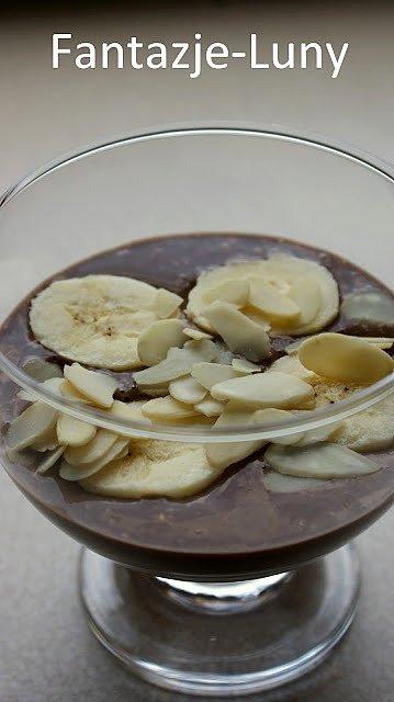 Zdrowy deser czekoladowo-bananowy