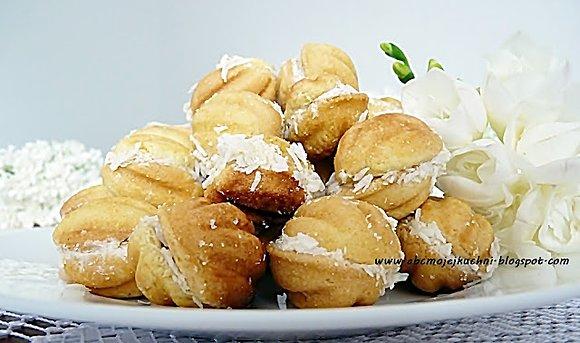 Orzeszki z masą orzechową przepis