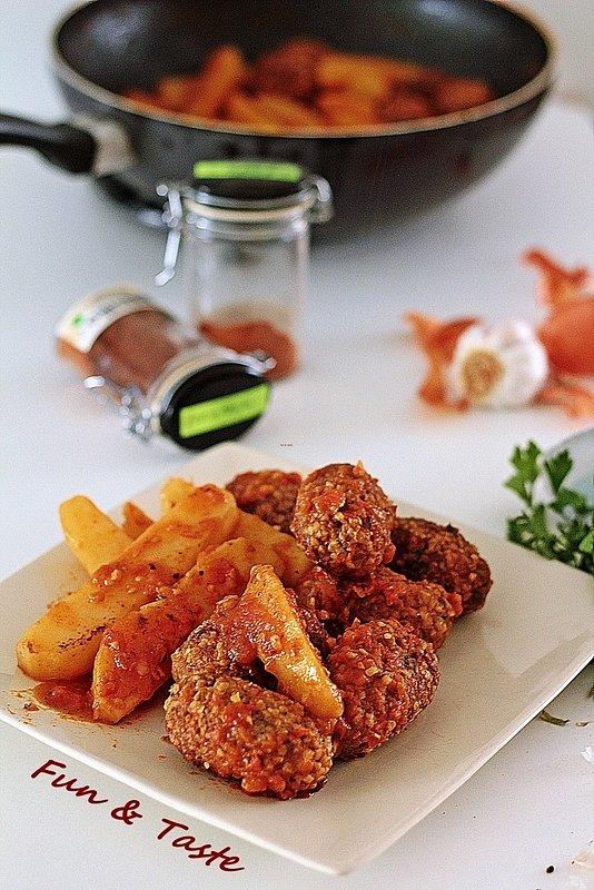 Kibbeh z bulgur ze szczyptą baharat i kefta