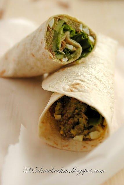 Tortilla z tuńczykiem i awokado