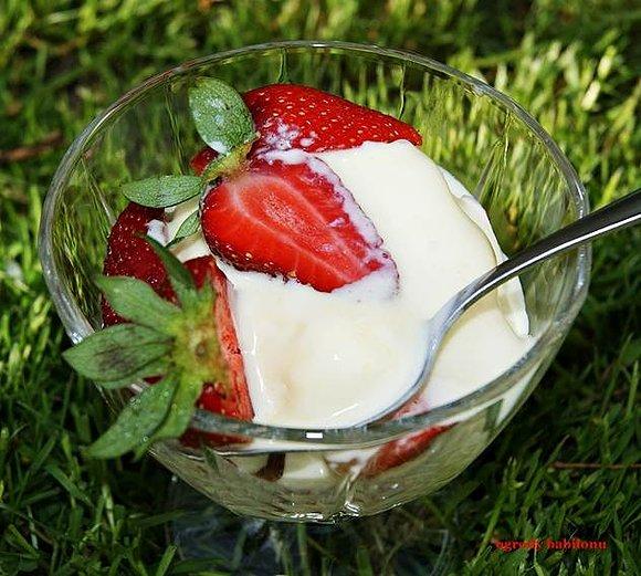 Lody z białej czekolady