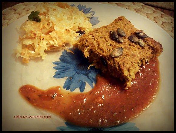Babka ziemniaczana z karmelizowaną cebulą i pieczarkami