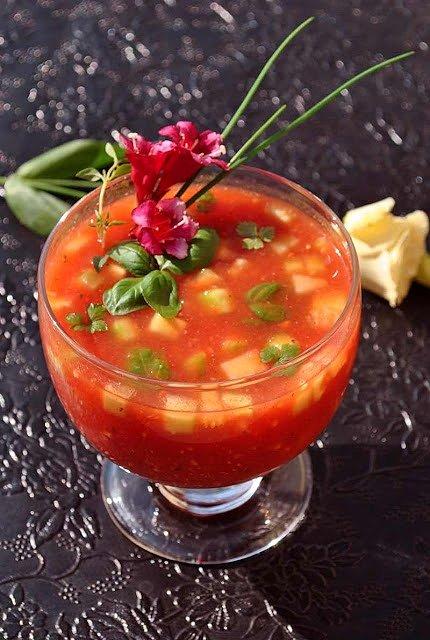 Gazpacho pomidorowy chłodnik z warzyw