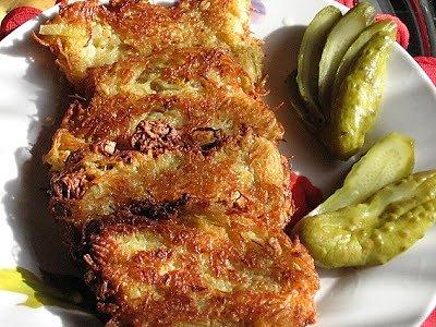 Latkes - żydowskie placki ziemniaczane