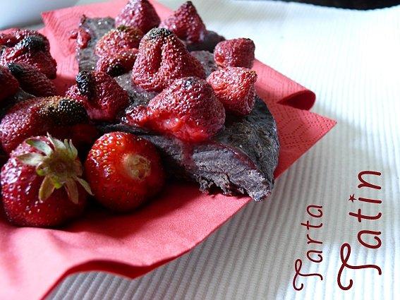 Tarta tatin z truskawkami